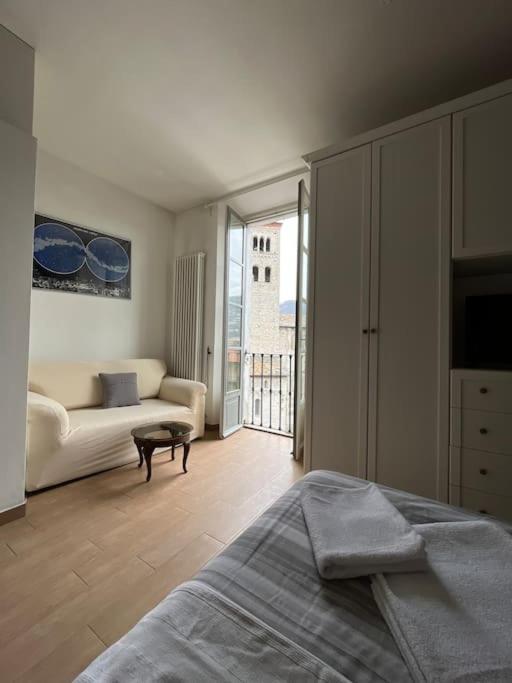 Como 100Mq 5 Mins To Center + Free Park And View Exteriör bild